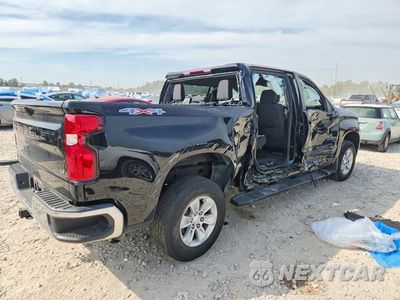 Trzecie zdjęcie samochodu z tyłu: 2024 CHEVROLET SILVERADO K1500 LT VIN:2GCUDDED1R1166151 - miniatura