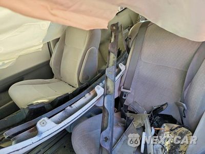 Zdjęcie 10 z 13 samochodu: 2015 TOYOTA SIENNA LE VIN:5TDKK3DC2FS578762 - miniatura