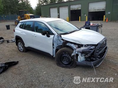 Czwarte zdjęcie samochodu z boku: 2026 TOYOTA COROLLA CROSS L VIN:7MUAAABGXTV174022 - miniatura