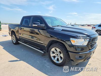 Czwarte zdjęcie samochodu z boku: 2020 RAM 1500 BIG HORN/LONE STAR VIN:1C6RREFT5LN107894 - miniatura