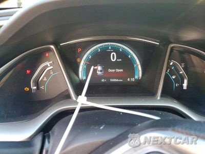 Zdjęcie 9 z 13 samochodu: 2016 HONDA CIVIC EX VIN:19XFC2F75GE072301 - miniatura