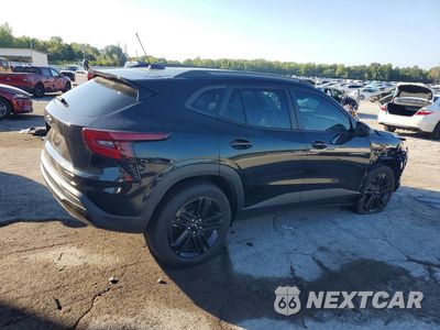 Trzecie zdjęcie samochodu z tyłu: 2024 CHEVROLET TRAX ACTIV VIN:KL77LKE28RC037219 - miniatura