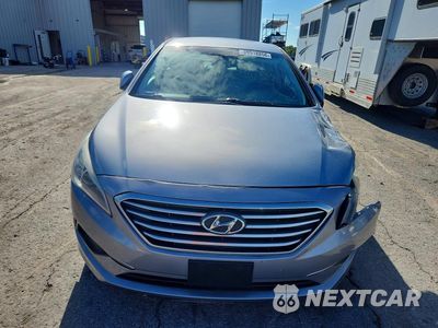 Piąte zdjęcie samochodu w środku: 2016 HYUNDAI SONATA SE VIN:5NPE24AF6GH347890 - miniatura