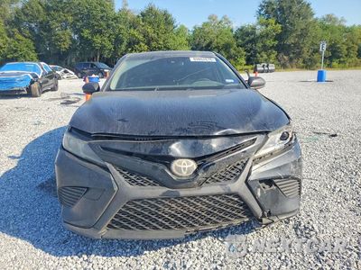 Piąte zdjęcie samochodu w środku: 2018 TOYOTA CAMRY SE VIN:JTNB11HKXJ3025873 - miniatura