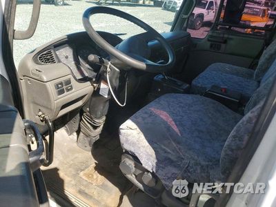 Zdjęcie 8 z 12 samochodu: 2010 NISSAN DIESEL UD2000 VIN:JNAMB81H3AAE80101 - miniatura
