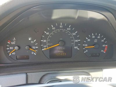 Zdjęcie 9 z 12 samochodu: 2000 MERCEDES-BENZ E 320 VIN:WDBJF65J7YB109724 - miniatura