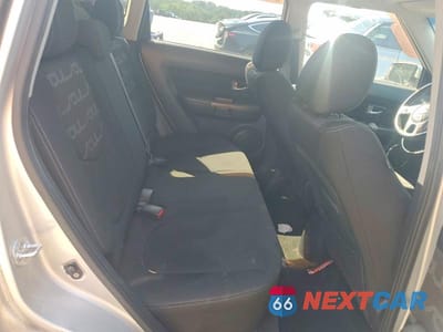 Zdjęcie 10 z 12 samochodu: 2012 KIA SOUL + VIN:KNDJT2A60C7440323 - miniatura