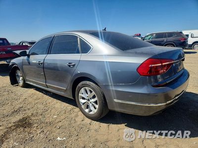 Drugie zdjęcie samochodu z przodu: 2016 VOLKSWAGEN PASSAT S VIN:1VWAT7A32GC055312 - miniatura