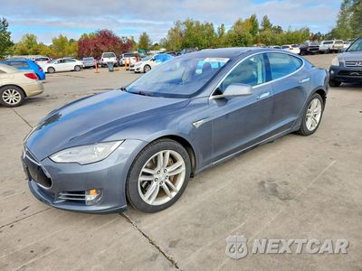 2013 TESLA MODEL S 5YJSA1DP1DFP18165 - główne zdjęcie licytacji z USA - miniatura