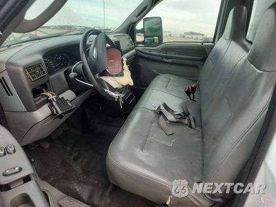 Zdjęcie 7 z 13 samochodu: 2004 FORD F250 SUPER DUTY VIN:1FDNF20L04EA66417 - miniatura