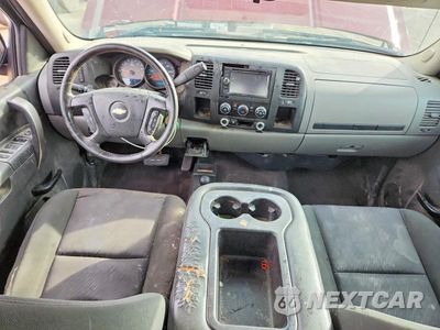 Zdjęcie 8 z 12 samochodu: 2013 CHEVROLET SILVERADO K1500 LS VIN:3GCPKREA9DG274393 - miniatura