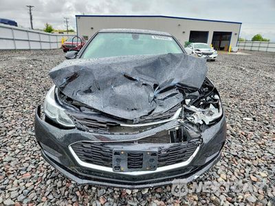 Piąte zdjęcie samochodu w środku: 2018 CHEVROLET CRUZE LS VIN:1G1BC5SM9J7198446 - miniatura