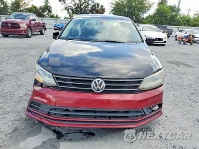 Piąte zdjęcie samochodu w środku: 2016 VOLKSWAGEN JETTA SE VIN:3VWD67AJ8GM259825 - miniatura