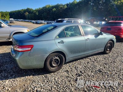 Trzecie zdjęcie samochodu z tyłu: 2010 TOYOTA CAMRY LE VIN:4T4BF3EK8AR044116 - miniatura