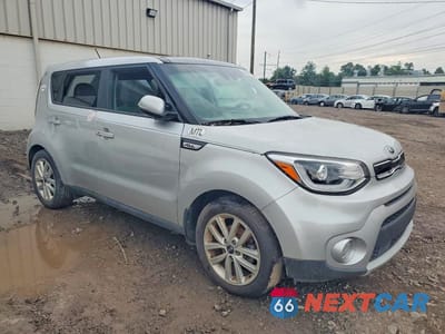 Czwarte zdjęcie samochodu z boku: 2019 KIA SOUL + VIN:KNDJP3A58K7022270 - miniatura
