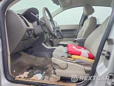 Zdjęcie 7 z 12 samochodu: 2009 FORD FOCUS S VIN:1FAHP34N19W124218 - miniatura