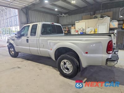 Drugie zdjęcie samochodu z przodu: 2004 FORD F350 SUPER DUTY VIN:1FTWX32P74EB16497 - miniatura