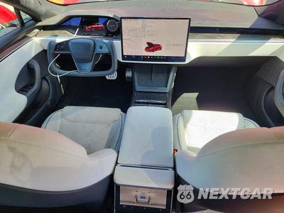Zdjęcie 8 z 13 samochodu: 2022 TESLA MODEL S VIN:5YJSA1E61NF470636 - miniatura
