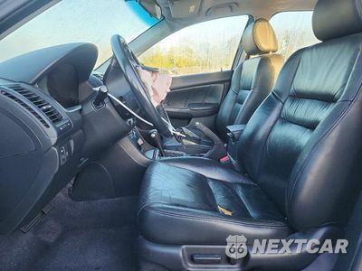 Zdjęcie 7 z 13 samochodu: 2004 HONDA ACCORD EX VIN:1HGCM665X4A033760 - miniatura