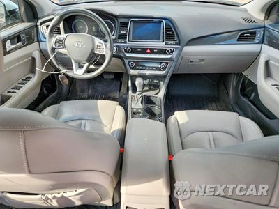 Zdjęcie 8 z 12 samochodu: 2018 HYUNDAI SONATA HYBRID LIMITED VIN:KMHE34L3XJA081400 - miniatura