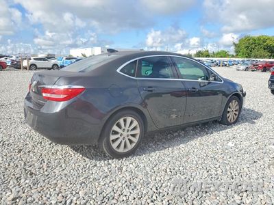 Trzecie zdjęcie samochodu z tyłu: 2015 BUICK VERANO VIN:1G4PP5SKXF4182289 - miniatura