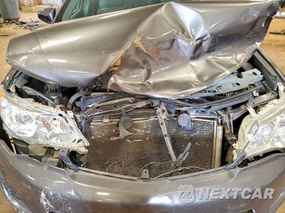 Zdjęcie 11 z 12 samochodu: 2014 TOYOTA CAMRY LE VIN:4T4BF1FK5ER366382 - miniatura