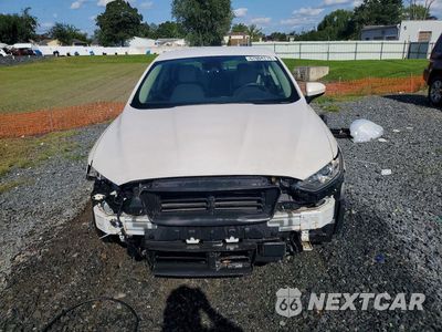 Piąte zdjęcie samochodu w środku: 2019 FORD FUSION SE VIN:3FA6P0HD5KR228341 - miniatura