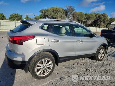 Trzecie zdjęcie samochodu z tyłu: 2019 NISSAN ROGUE SPORT SV VIN:JN1BJ1CP7KW242159 - miniatura