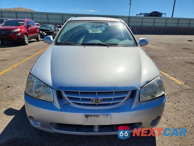 Piąte zdjęcie samochodu w środku: 2006 KIA SPECTRA EX VIN:KNAFE121465277640 - miniatura