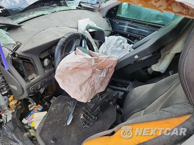 Zdjęcie 8 z 13 samochodu: 2015 VOLVO XC60 T5 PREMIER VIN:YV426MDB2F2586995 - miniatura