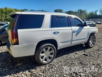 Trzecie zdjęcie samochodu z tyłu: 2018 CADILLAC ESCALADE LUXURY VIN:1GYS4BKJ5JR384945 - miniatura