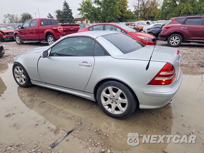 Drugie zdjęcie samochodu z przodu: 2001 MERCEDES-BENZ SLK 230 KOMPRESSOR VIN:WDBKK49F71F228642 - miniatura