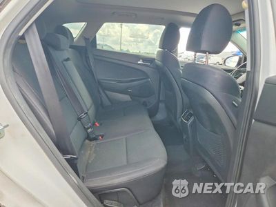 Zdjęcie 11 z 13 samochodu: 2019 HYUNDAI TUCSON NIGHT VIN:KM8J33AL4KU952187 - miniatura