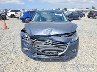 Piąte zdjęcie samochodu w środku: 2017 MAZDA 3 SPORT VIN:3MZBN1K76HM110356 - miniatura