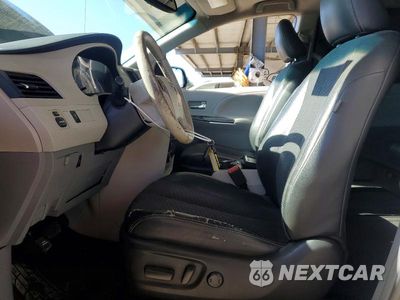 Zdjęcie 7 z 14 samochodu: 2013 TOYOTA SIENNA SPORT VIN:5TDXK3DC3DS399634 - miniatura