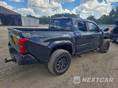Trzecie zdjęcie samochodu z tyłu: 2025 TOYOTA TACOMA SR5 VIN:3TMLB5JNXSM109077 - miniatura