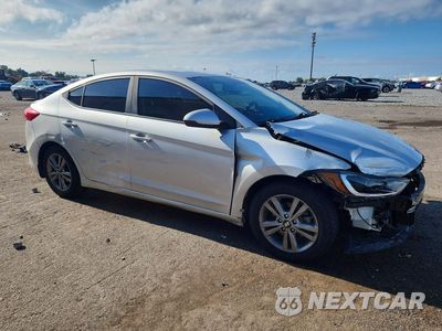 Czwarte zdjęcie samochodu z boku: 2018 HYUNDAI ELANTRA SEL VIN:5NPD84LF5JH322350 - miniatura