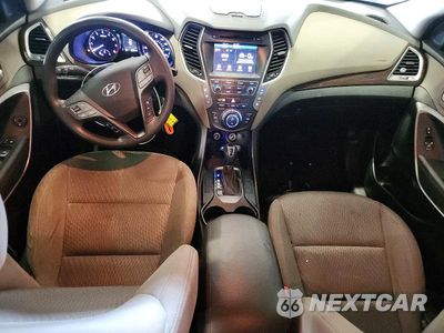 Zdjęcie 8 z 13 samochodu: 2017 HYUNDAI SANTA FE SE VIN:KM8SM4HF6HU203164 - miniatura
