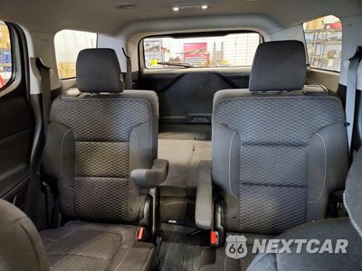 Zdjęcie 10 z 13 samochodu: 2018 GMC ACADIA SLE VIN:1GKKNSLS3JZ208717 - miniatura