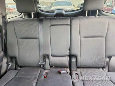 Zdjęcie 10 z 13 samochodu: 2018 TOYOTA HIGHLANDER LE VIN:5TDZZRFH2JS281487 - miniatura