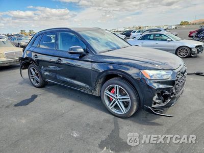 Czwarte zdjęcie samochodu z boku: 2024 AUDI Q5 E PREMIUM PLUS 55 VIN:WA1E2AFY2R2107680 - miniatura