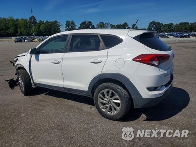 Drugie zdjęcie samochodu z przodu: 2017 HYUNDAI TUCSON SE VIN:KM8J23A49HU506783 - miniatura