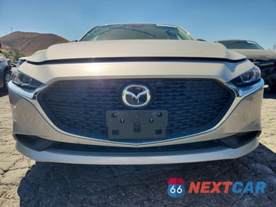 Piąte zdjęcie samochodu w środku: 2024 MAZDA 3 SELECT SPORT VIN:3MZBPABM7RM427435 - miniatura