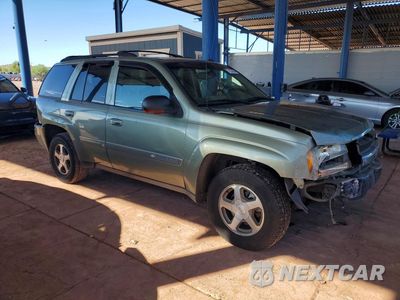 Czwarte zdjęcie samochodu z boku: 2004 CHEVROLET TRAILBLAZER LS VIN:1GNDT13S942345461 - miniatura