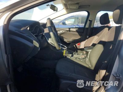 Zdjęcie 7 z 12 samochodu: 2017 FORD FOCUS SE VIN:1FADP3F27HL296433 - miniatura