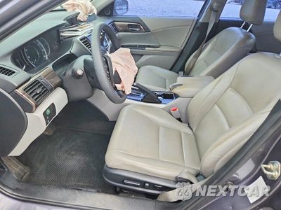 Zdjęcie 7 z 12 samochodu: 2016 HONDA ACCORD EX VIN:1HGCR2F00GA073865 - miniatura