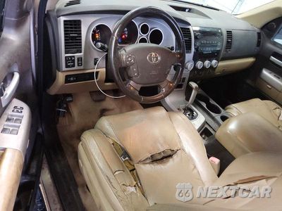 Zdjęcie 8 z 12 samochodu: 2007 TOYOTA TUNDRA LIMITED VIN:5TBRV58127S457976 - miniatura