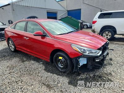 Czwarte zdjęcie samochodu z boku: 2019 HYUNDAI SONATA SEL VIN:5NPE34AF1KH811786 - miniatura