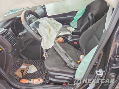 Zdjęcie 7 z 13 samochodu: 2015 KIA SOUL BASE VIN:KNDJN2A20F7781667 - miniatura