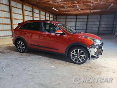 Czwarte zdjęcie samochodu z boku: 2021 KIA NIRO TOURING SPECIAL EDITION VIN:KNDCC3LC2M5472947 - miniatura